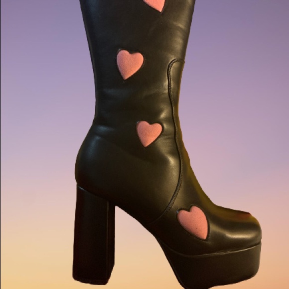 Pink heart boots LAMODA